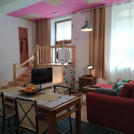 Loft De Diseno En Cima De דירה *